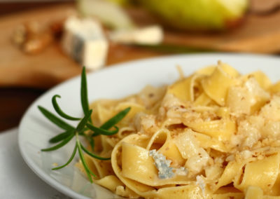 ao Molho de Gorgonzola