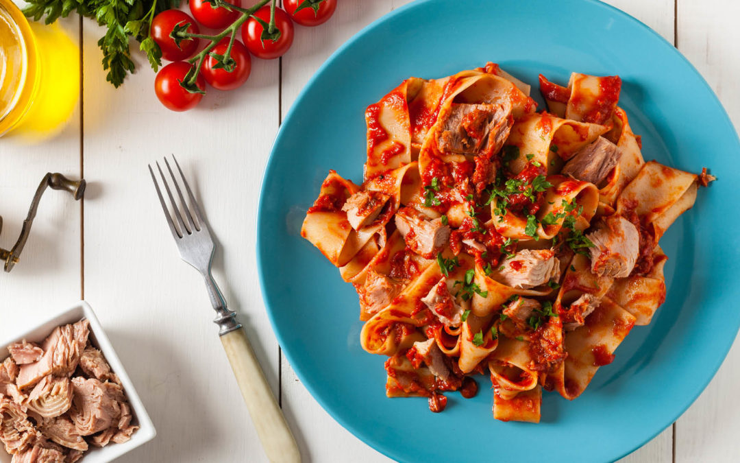 com Atum e Tomates