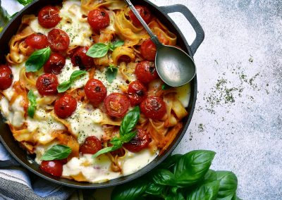 com Tomate Cereja e Requeijão