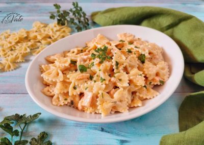 Gravata ao molho de Salmão Defumado