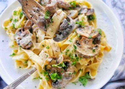 Talharim Com Molho Cremoso de Cogumelos