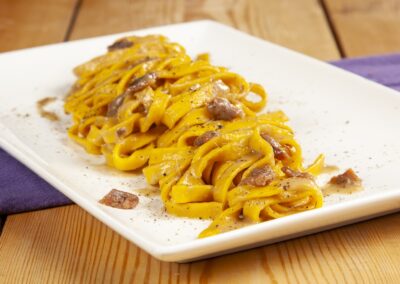 Talharim De na Manteiga com Aliche