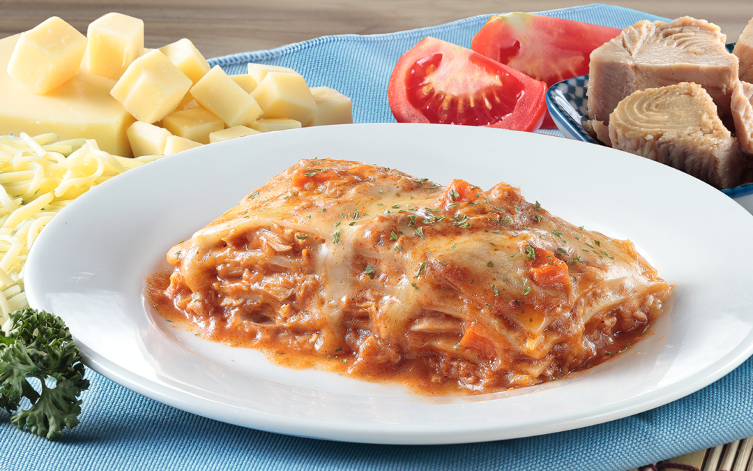 Lasanha de Atum com Molho Vermelho