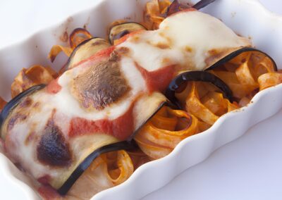 Macarrão Ninho ao Forno com Berinjela