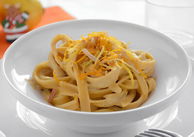 Talharim com Pesto de Amêndoa e Pistache